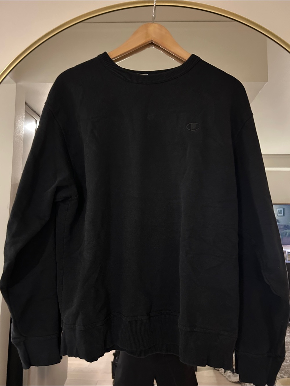 Champion Black Men's Crewneck Sweatshirt with Subtle Logo